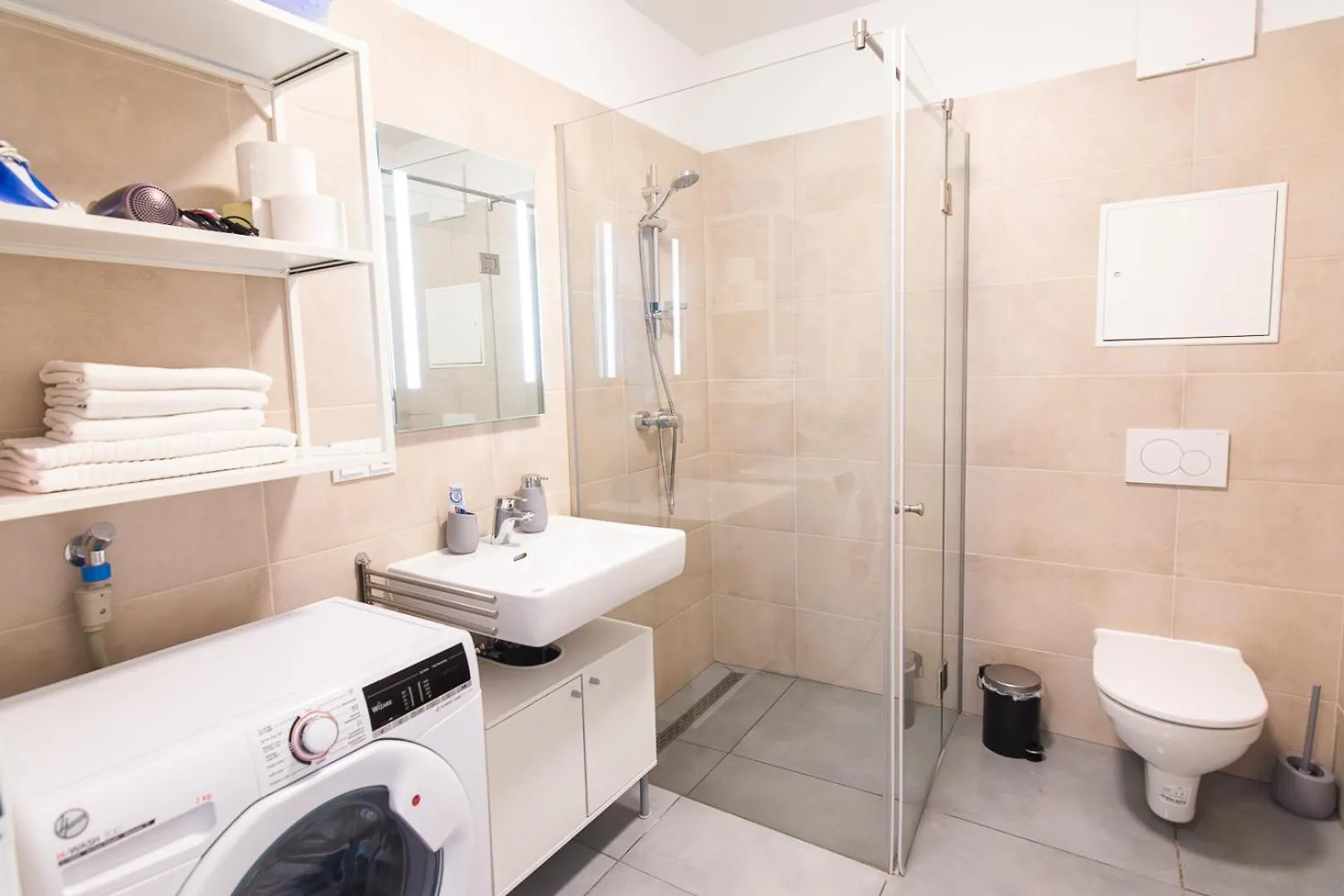 וינה Modern 1Br - 15 Mins To City Center דירה